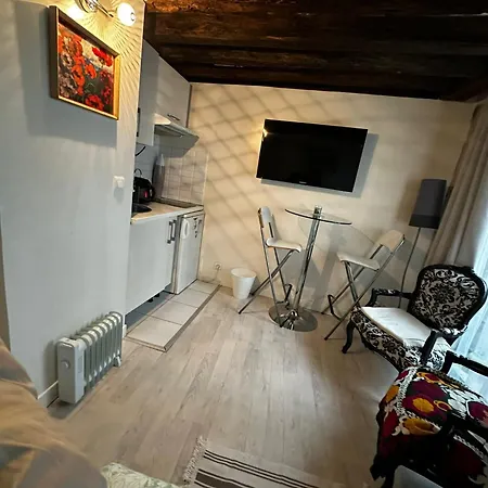 Гостевой дом Cosy Montorgueil Centre 4*